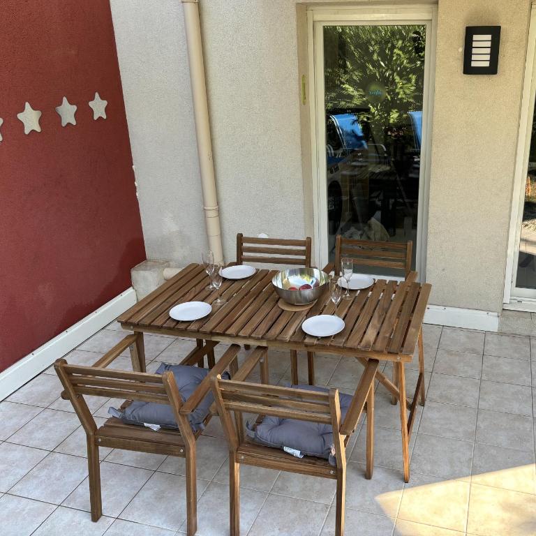 Beachside Apartment with Pool & Garden in Juan les Pins - Appartamento con 1 Camera da Letto - 7