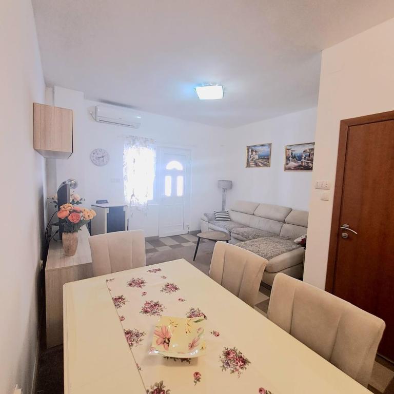 N&B Apartment Kotor - Apartman sa 2 Spavaće Sobe - 6