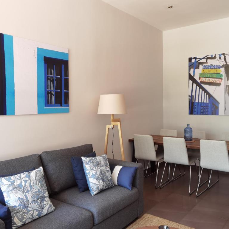 Casa Luxe Suites Barcelona - Two-Bedroom Apartment with Terrace - 7