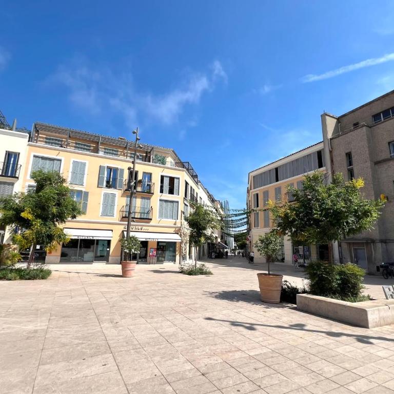 OLD ANTIBES - 4 persons - Private parking - Apartment - 1