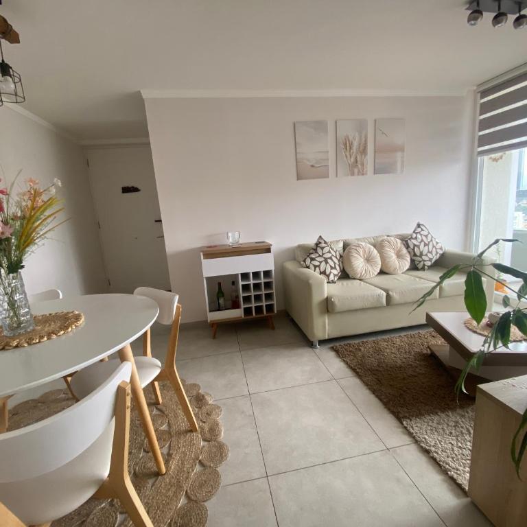 Hermoso y amplio Departamento frente al mar - Suite con vistas al mar - 1 cama grande - 5