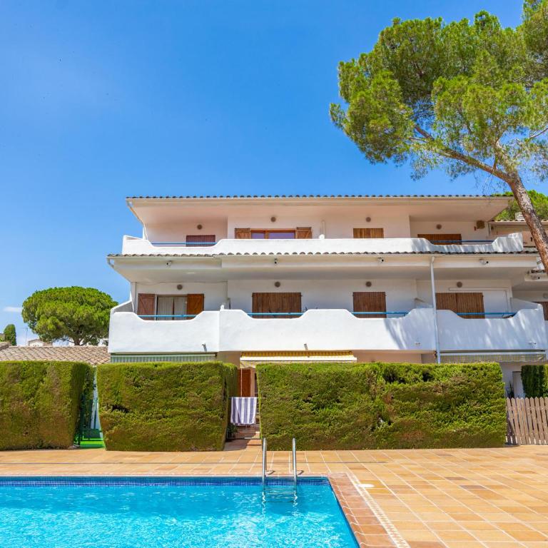 Apartamento Familiar con Climatización y Aparcamiento Cerca de la Playa - ES-325-20 - Apartment - 3