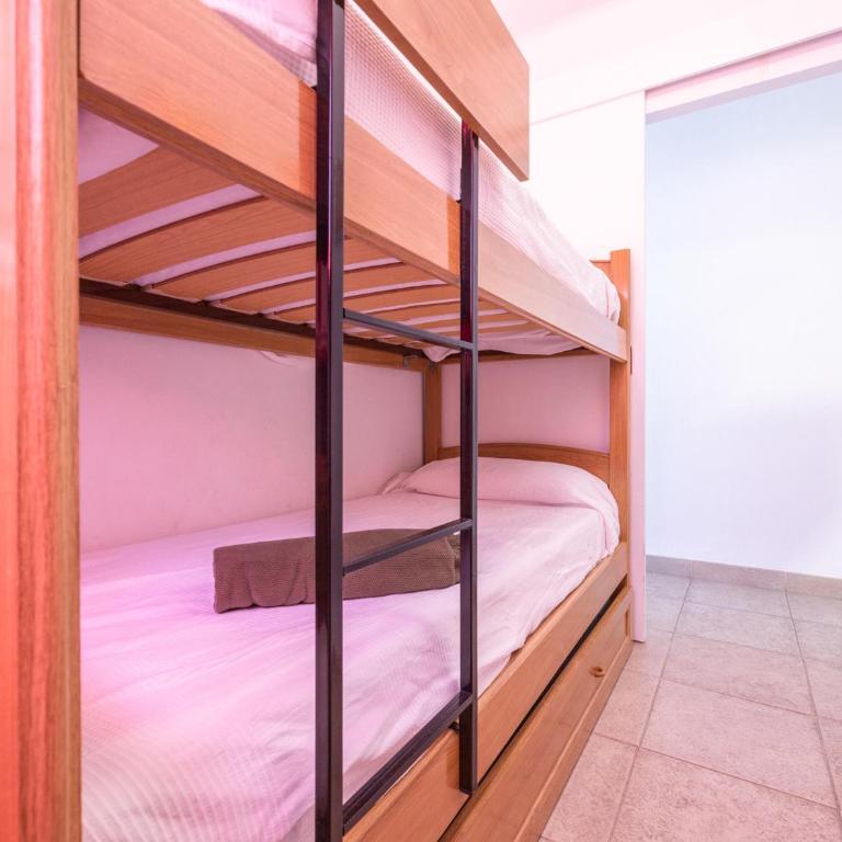 Apartamento Familiar con Climatización y Aparcamiento Cerca de la Playa - ES-325-20 - Apartment - 24