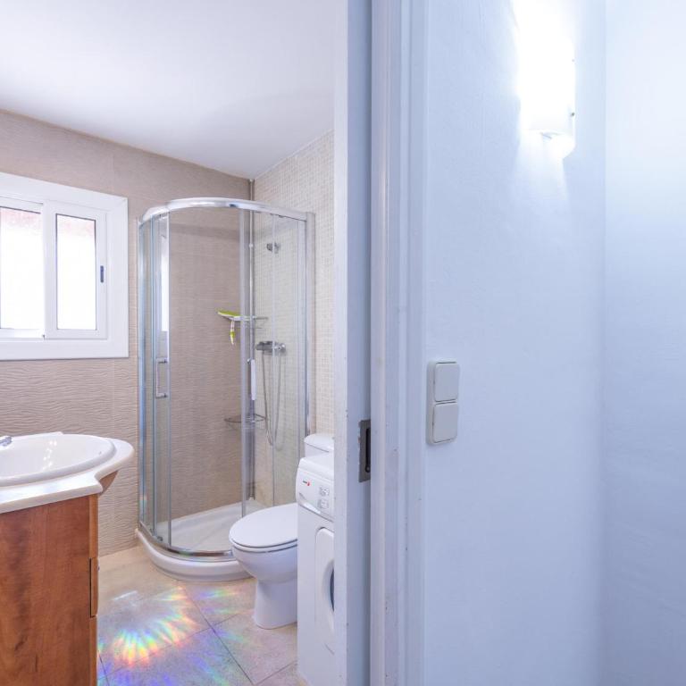 Apartamento Familiar con Climatización y Aparcamiento Cerca de la Playa - ES-325-20 - Apartment - 25