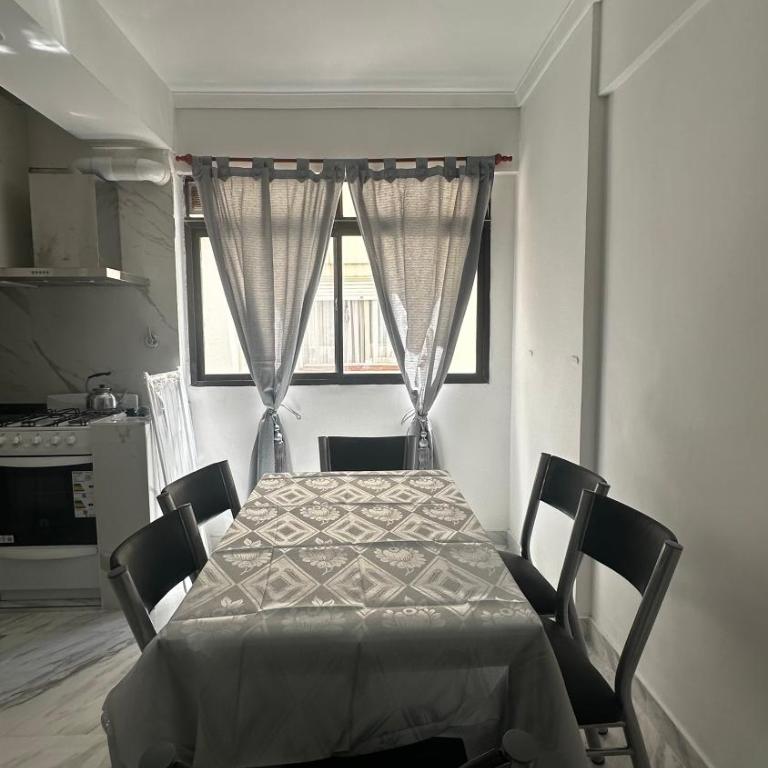 Departamento 3 ambientes zona centro - Two-Bedroom Apartment - 4