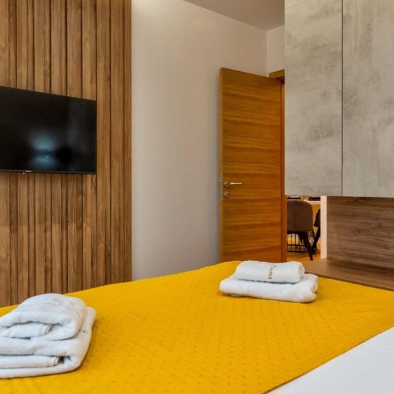 Vila Pino Silvestre - Apartman sa 2 Spavaće Sobe i Pogledom na Planinu - 15