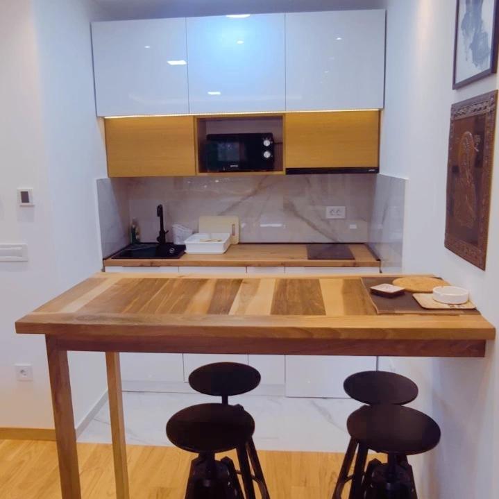 Vila Pino Silvestre - Apartman s 2 Spavaće Sobe sa Balkonom i Terasom - 2