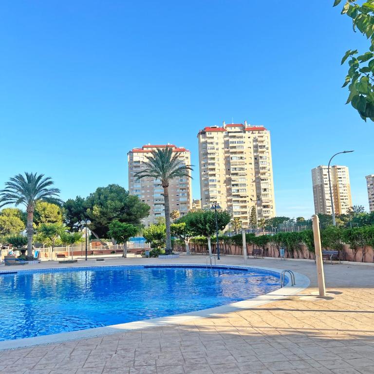 Coqueto con PISCINA, nuevo a 50m del mar, Parking Gratis OBRAS DE CONSERVACION EN FACHADA DE ENERO A 31 MAYO 2026 - Apartamento de 2 dormitorios - 1