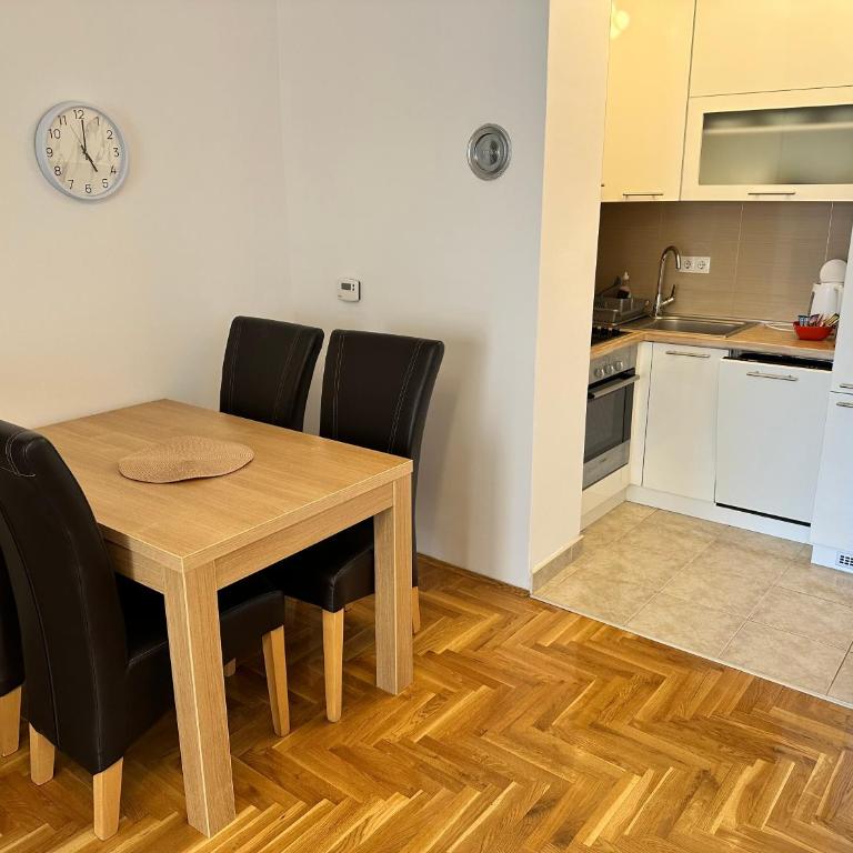 Air Urban - Apartman sa 3 Spavaće Sobe - 25