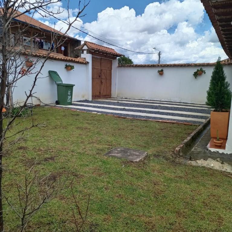 Villa Samantha - Casa Colonial con Parqueadero - Casa de 2 dormitorios - 3