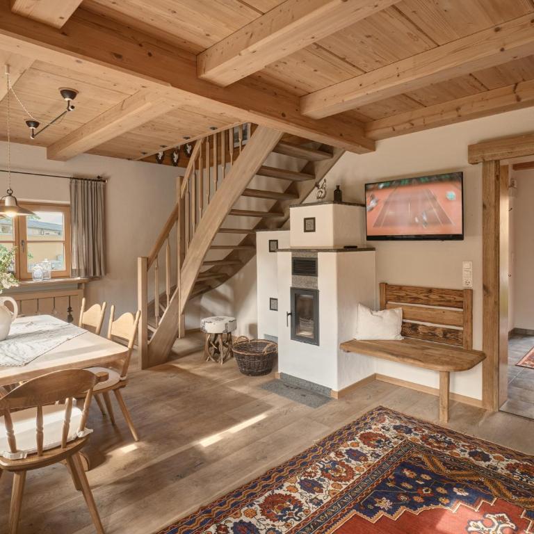Chalets Huber - Standard Chalet mit 3 Schlafzimmern - 2