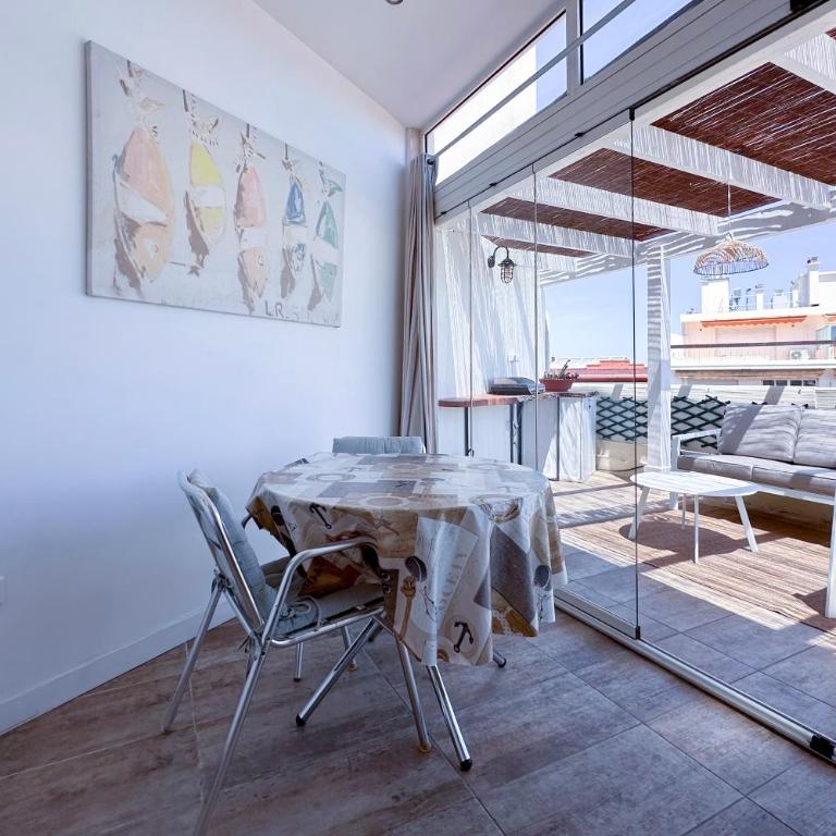 ALGER - Rooftop avec 1 chambre au centre-ville d'Antibes - Appartamento con 1 Camera da Letto - 35