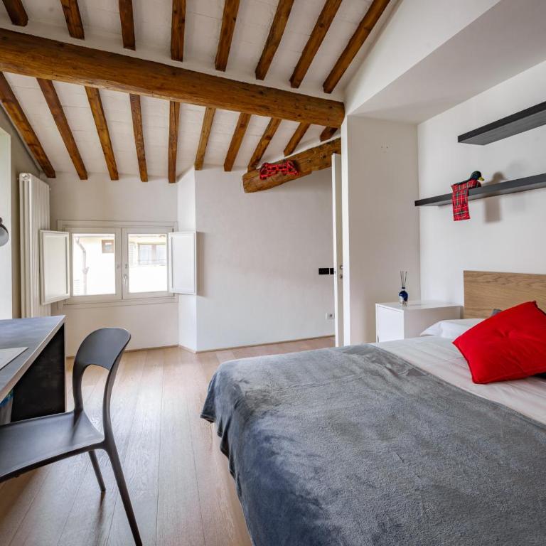 Quiet Designer Flat with Private Rooftop Terrace - Appartamento su 2 Livelli con 2 Camere da Letto - 26
