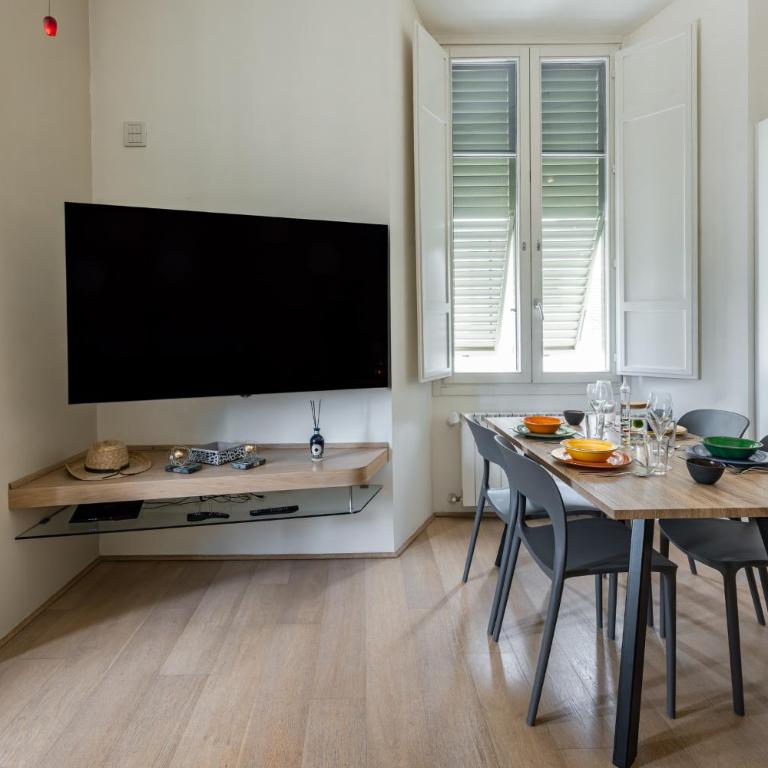 Quiet Designer Flat with Private Rooftop Terrace - Appartamento su 2 Livelli con 2 Camere da Letto - 17