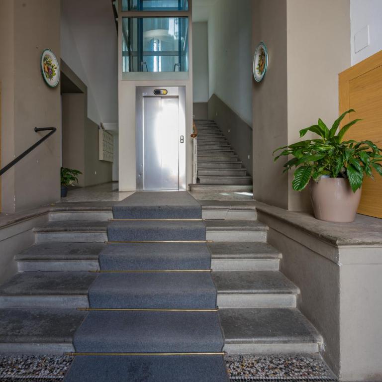 Quiet Designer Flat with Private Rooftop Terrace - Appartamento su 2 Livelli con 2 Camere da Letto - 35