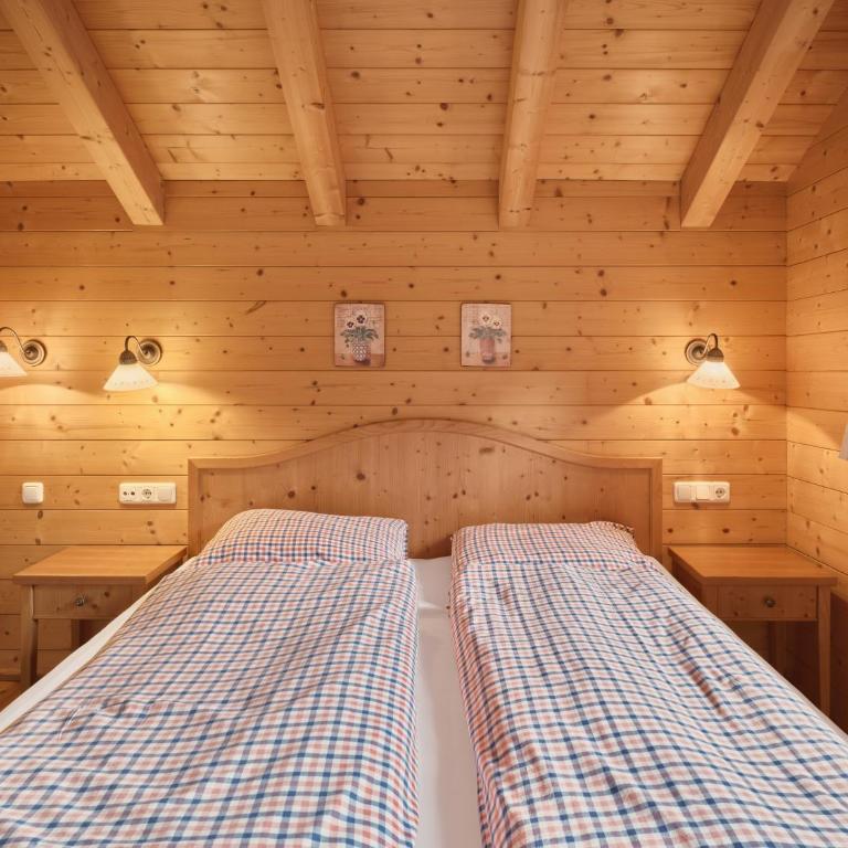 Chalets Huber - Standard Chalet mit 3 Schlafzimmern - 5