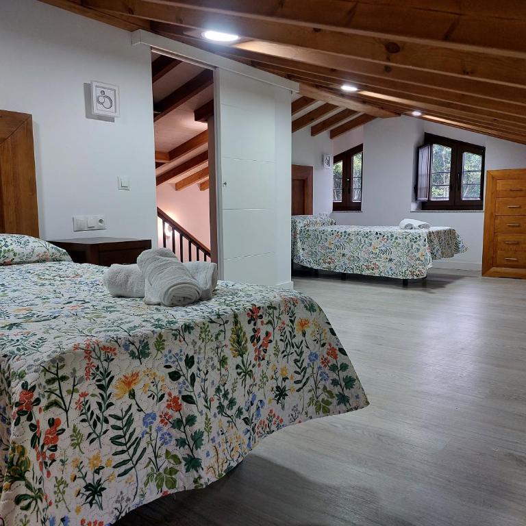 El alloru de balmori - Four-Bedroom House - 16