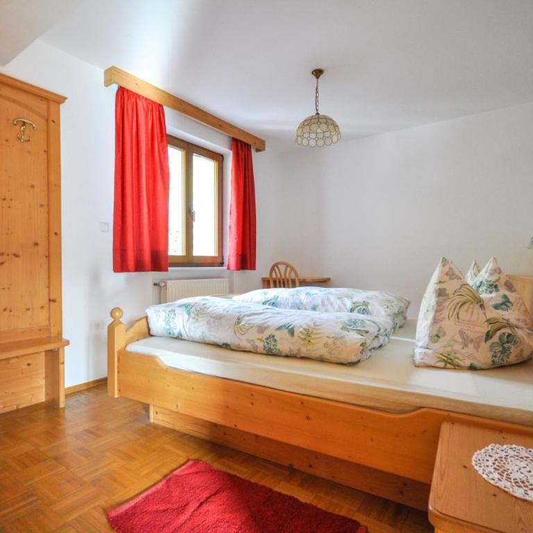 Residence Sonnenburger - Biobauernhof - Azienda agricola biologica - One-Bedroom Apartment with Balcony and City View - 6
