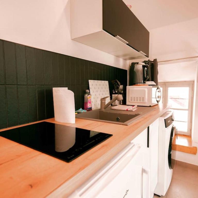 Studio 6 Centre Ville avec parking - Studio Apartment - 7