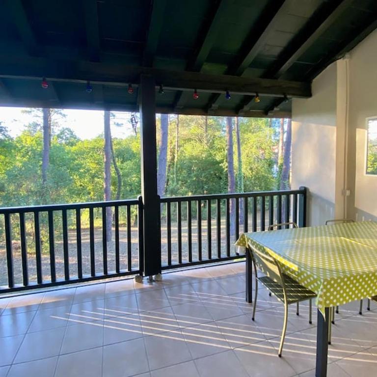 Charme & Nature - 2 chambres, cosy, Lac, Golf, Piscine, Terrasse, Parking, 2 à 5 pers max - Apartment mit 2 Schlafzimmern - 18