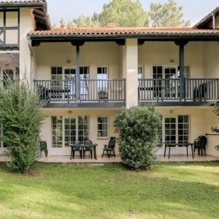 Charme & Nature - 2 chambres, cosy, Lac, Golf, Piscine, Terrasse, Parking, 2 à 5 pers max - Apartment mit 2 Schlafzimmern - 2