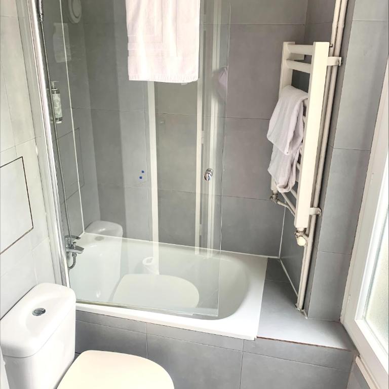 Hipotel Belgrand Edith Piaf - Chambre Simple - 5