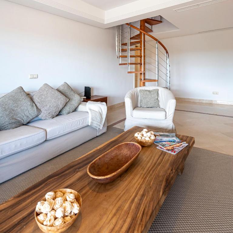 Nueva Andalucia Penthouse - Two-Bedroom Apartment - 5