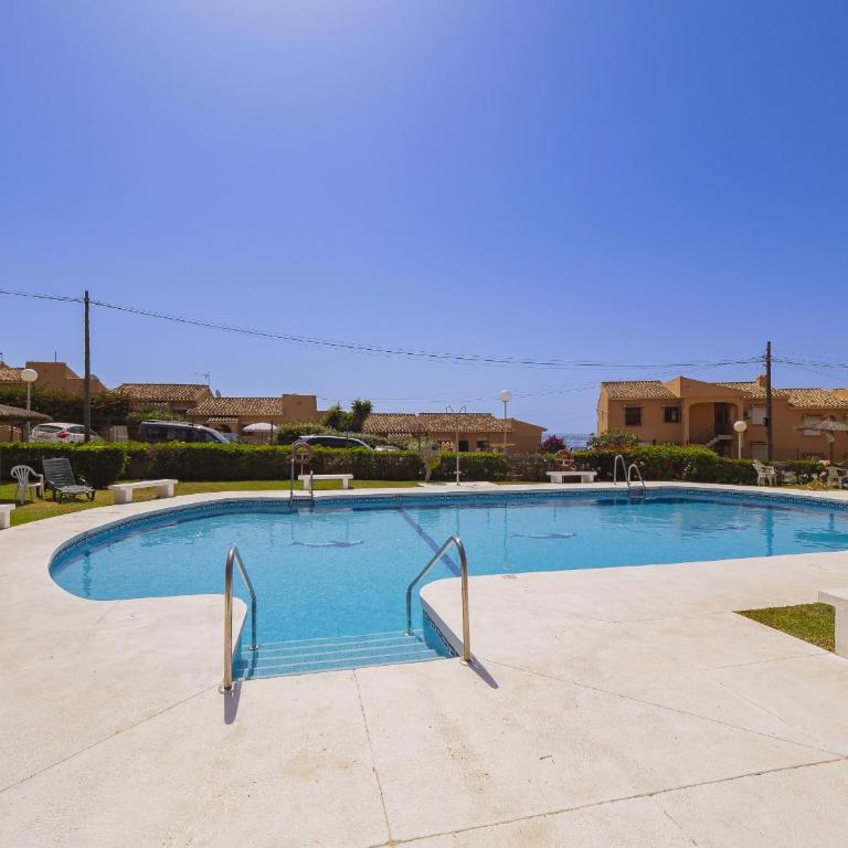 Cubo's El Faro Beach Apartment with Pool - Apartamento - 5