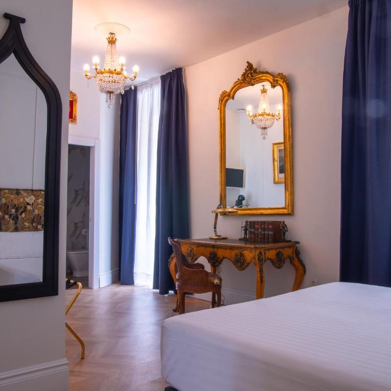 Pries Homes La Casa Azul - Deluxe Double Room - 1
