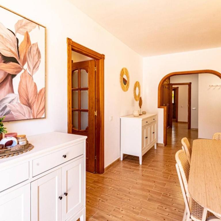 Villa Luna With Heated Pool - Villa - 20