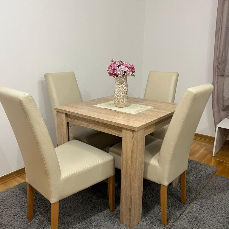 DB Apartment - Two-Bedroom Apartment - 19