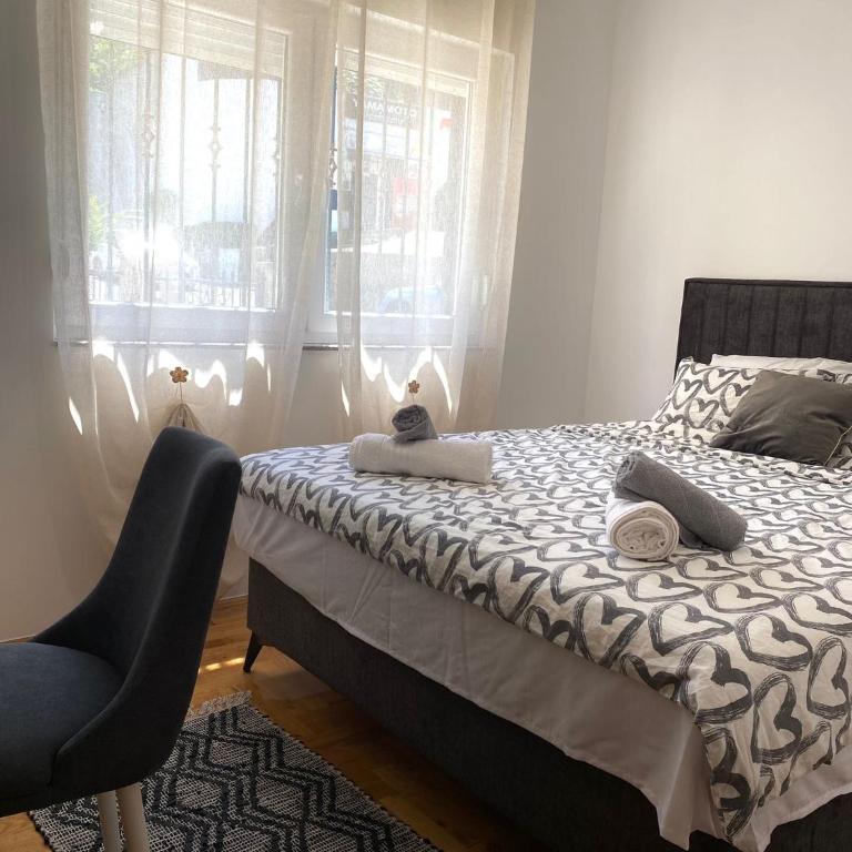 DB Apartment - Two-Bedroom Apartment - 11