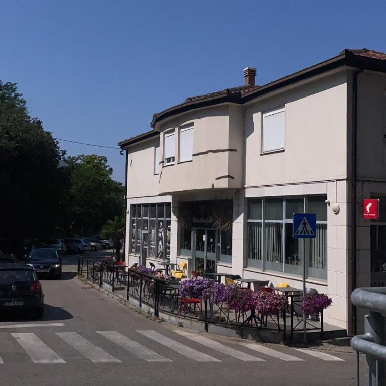 DB Apartment - Two-Bedroom Apartment - 25