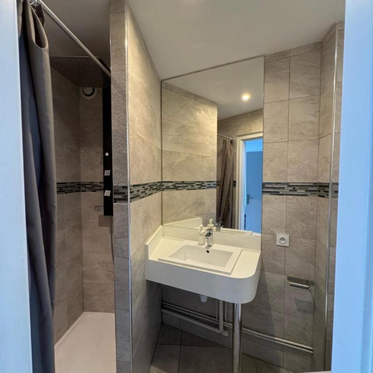 Appart' Hôtel Fauriel Saint-Etienne Parking privé balcon wifi - Appartement 1 Chambre avec Balcon - 6