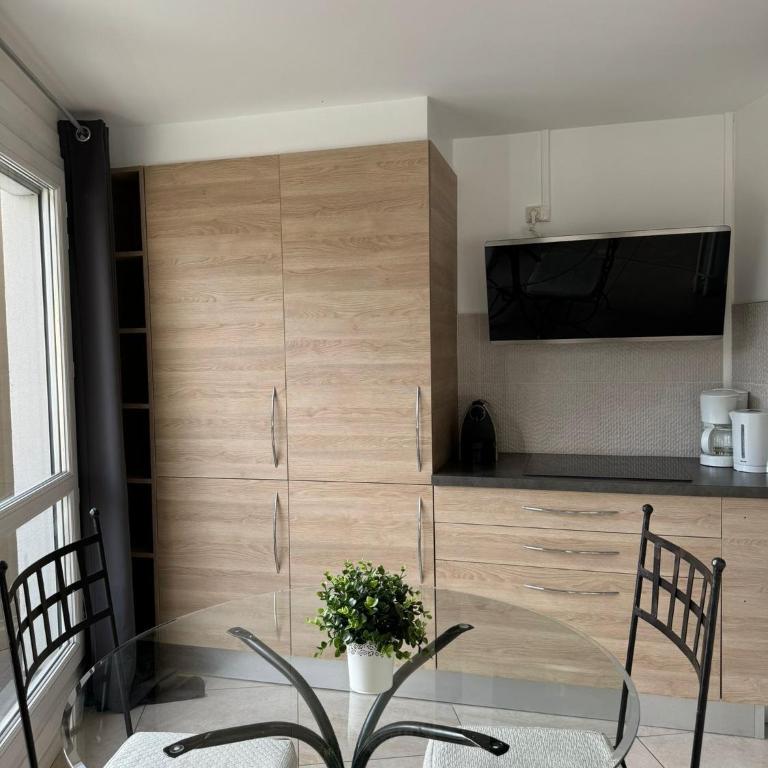Appart' Hôtel Fauriel Saint-Etienne Parking privé balcon wifi - Appartement 1 Chambre avec Balcon - 7