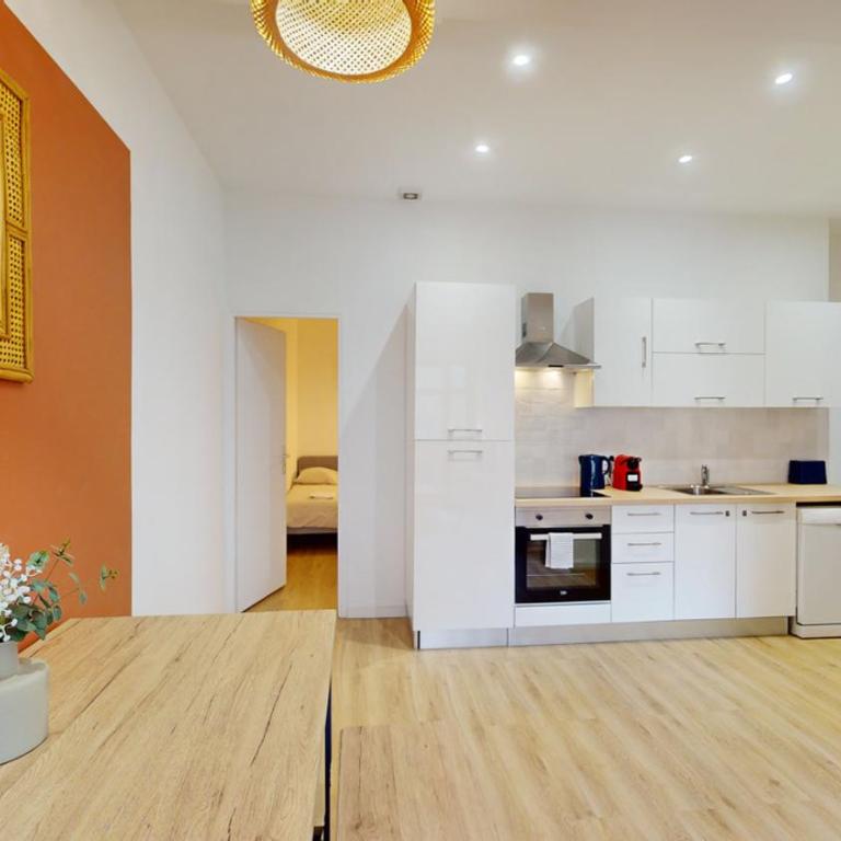 T3 Spacieux - Proche gare - Entièrement rénové - Two-Bedroom Apartment - 14