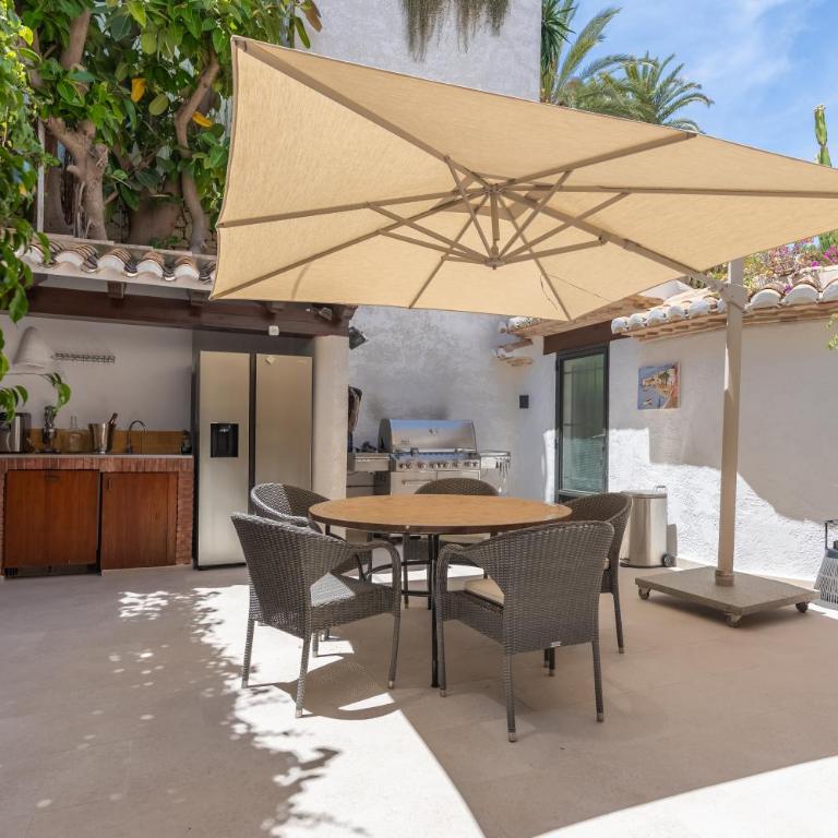 Maryvilla Inspiracion y Vacaciones - Jardin de Ifach - Villa - 26