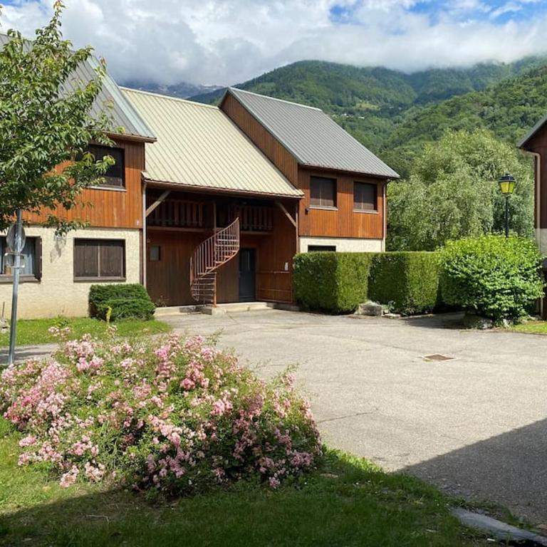 Studio cosy au pied de la télécabine pour l Alpe d Huez Parking privé - Appartement 1 Chambre - 13