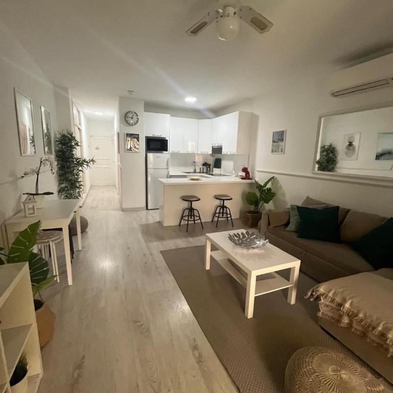 Súper y amplio apto con Airco, planta baja en Mareverde - Apartamento - 7