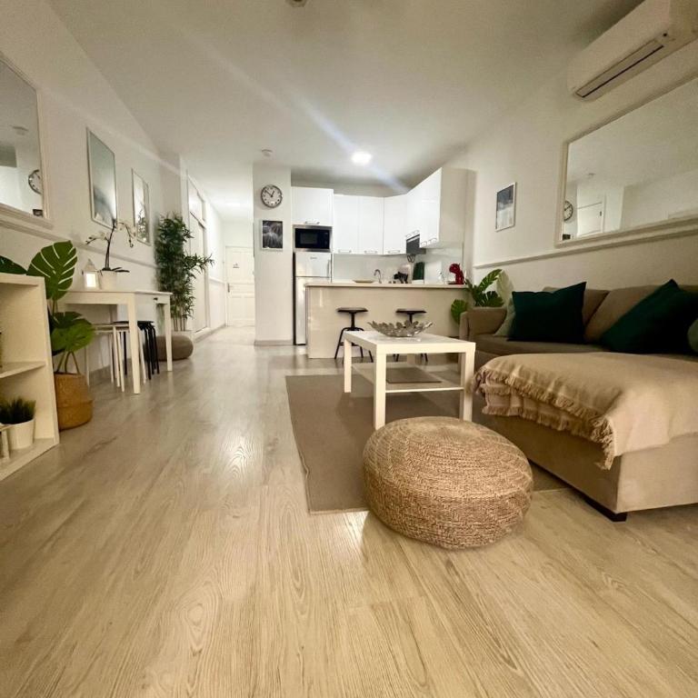Súper y amplio apto con Airco, planta baja en Mareverde - Apartamento - 11