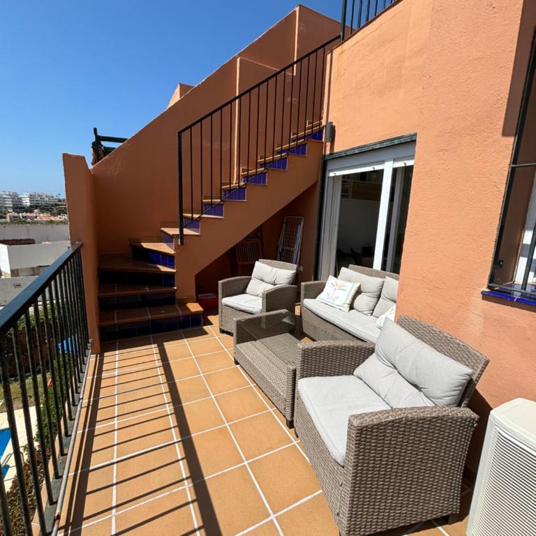 Ático con Vistas al Mar y con Piscina frente a Castillo Sohail - Two-Bedroom Apartment - 19