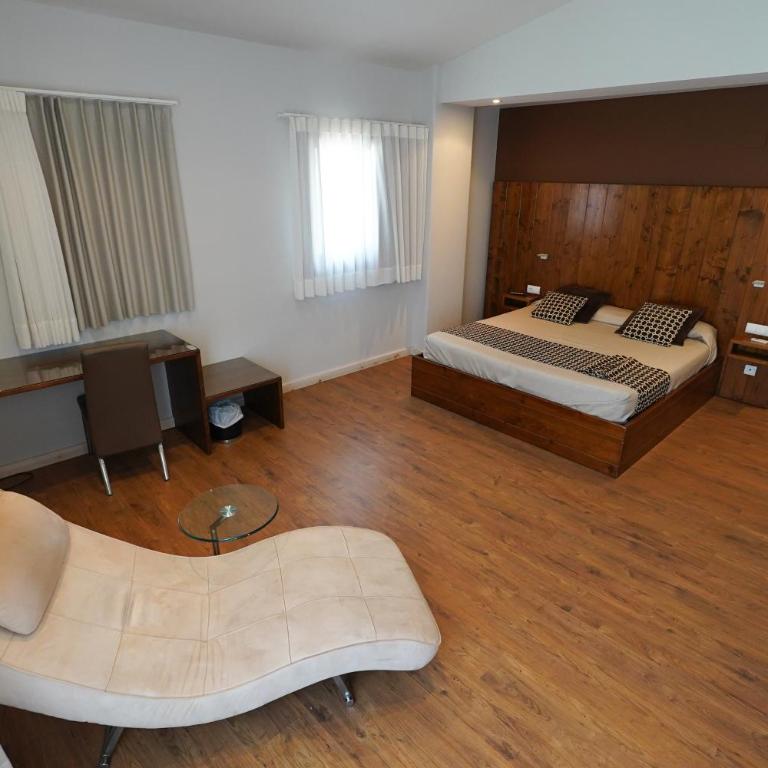 Hotel Mas Prades - Suite mit Terrasse - 7