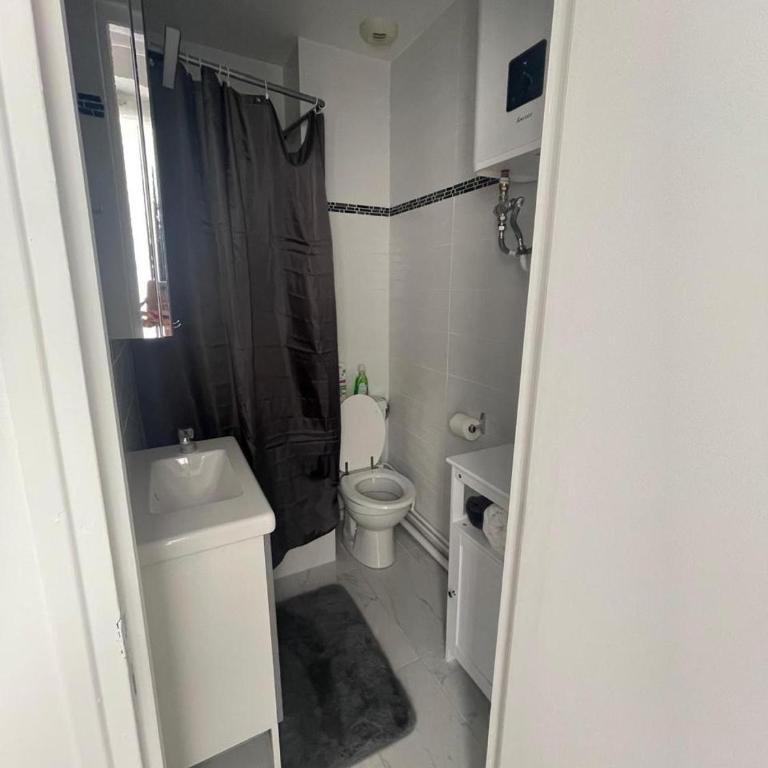 Montmartre Sacré Cœur Appartement Refait à Neuf Paris 18ème - 4 P - Appartement 1 Chambre - 9