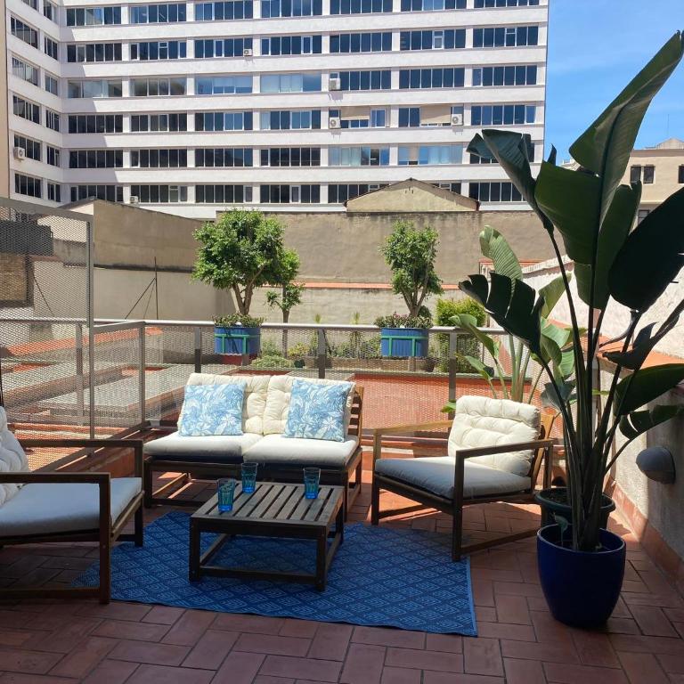 Casa Luxe Suites Barcelona - One-Bedroom Apartment with Terrace - 6