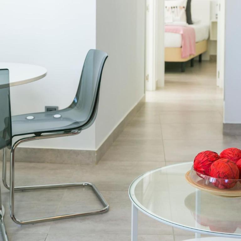Apartamentos Tendillas - Apartamento de 2 dormitorios con vistas a la ciudad - 8