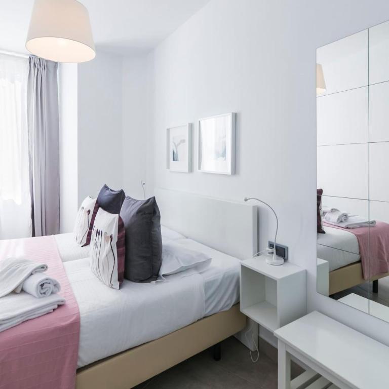 Apartamentos Tendillas - Apartamento de 2 dormitorios con vistas a la ciudad - 15
