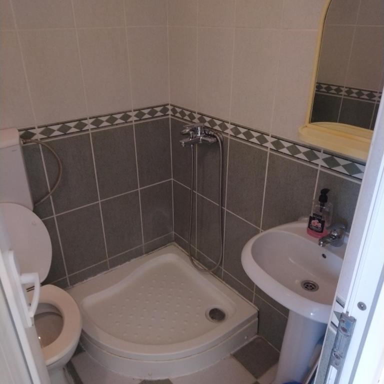 Apartmani Pikula - Apartman sa Balkonom - 6