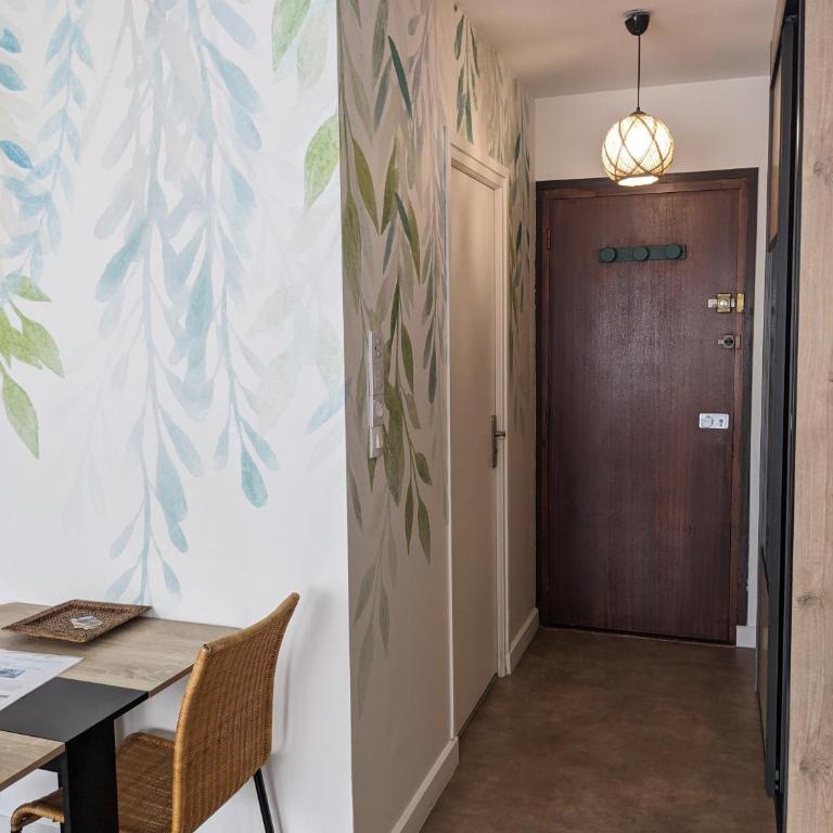 Joli studio proche des thermes - Apartamento de 1 dormitorio - 8