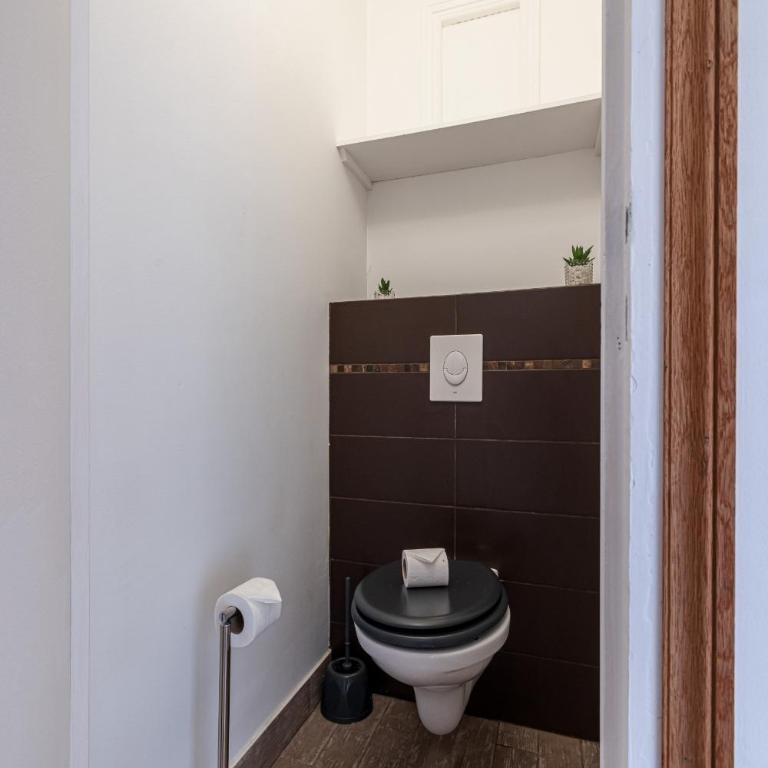 Open Sky Terrace Lage 1 Bdr & Parking - Appartement - Vue sur Ville - 44