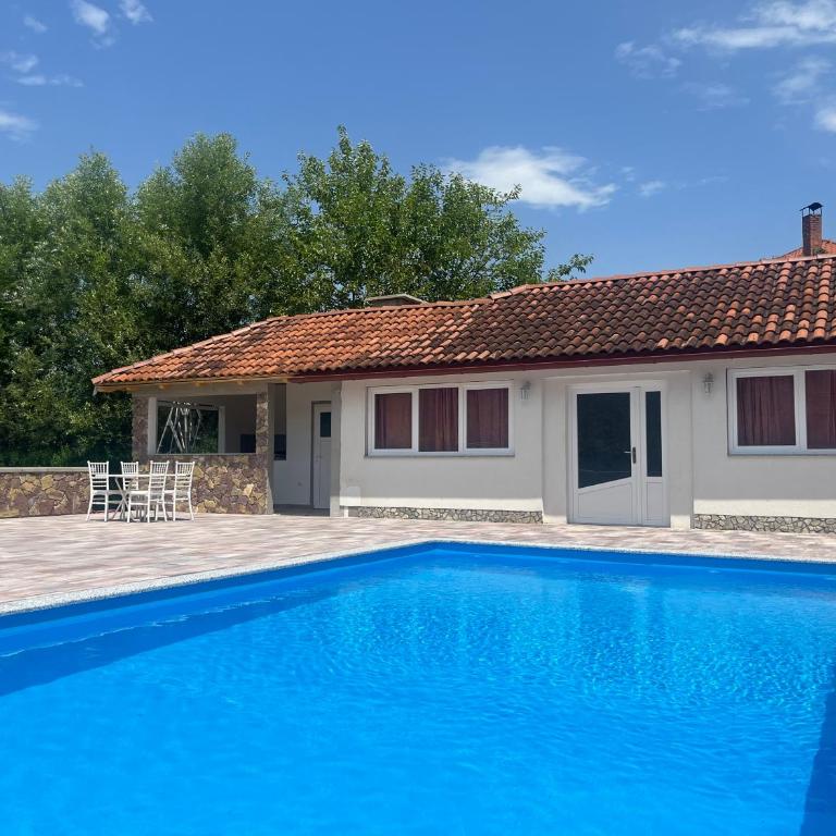Althea Home & Wellness - Villa with Private Pool - 12